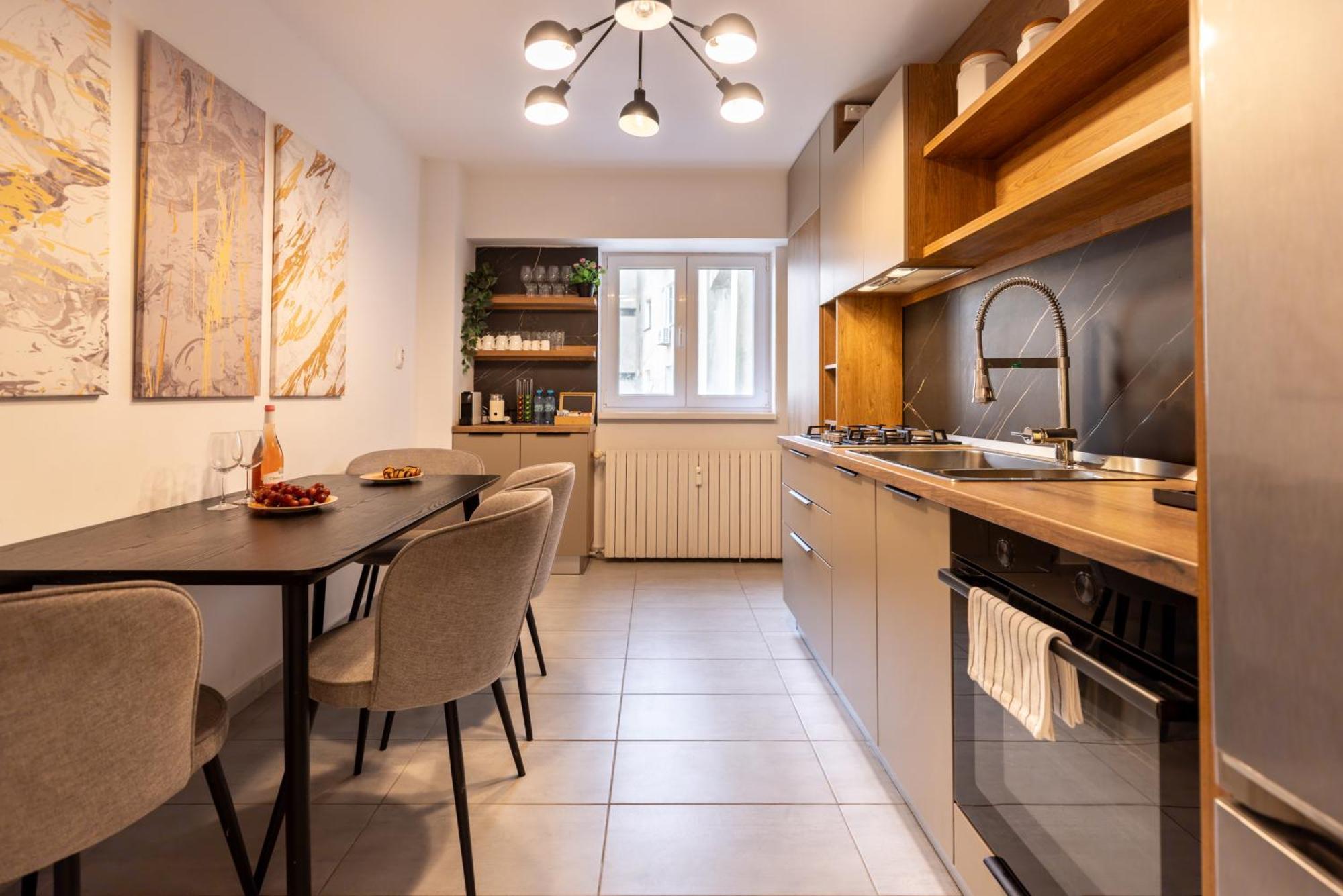 Appartamento 3br, 2 Bath - Ideal For Families Groups
