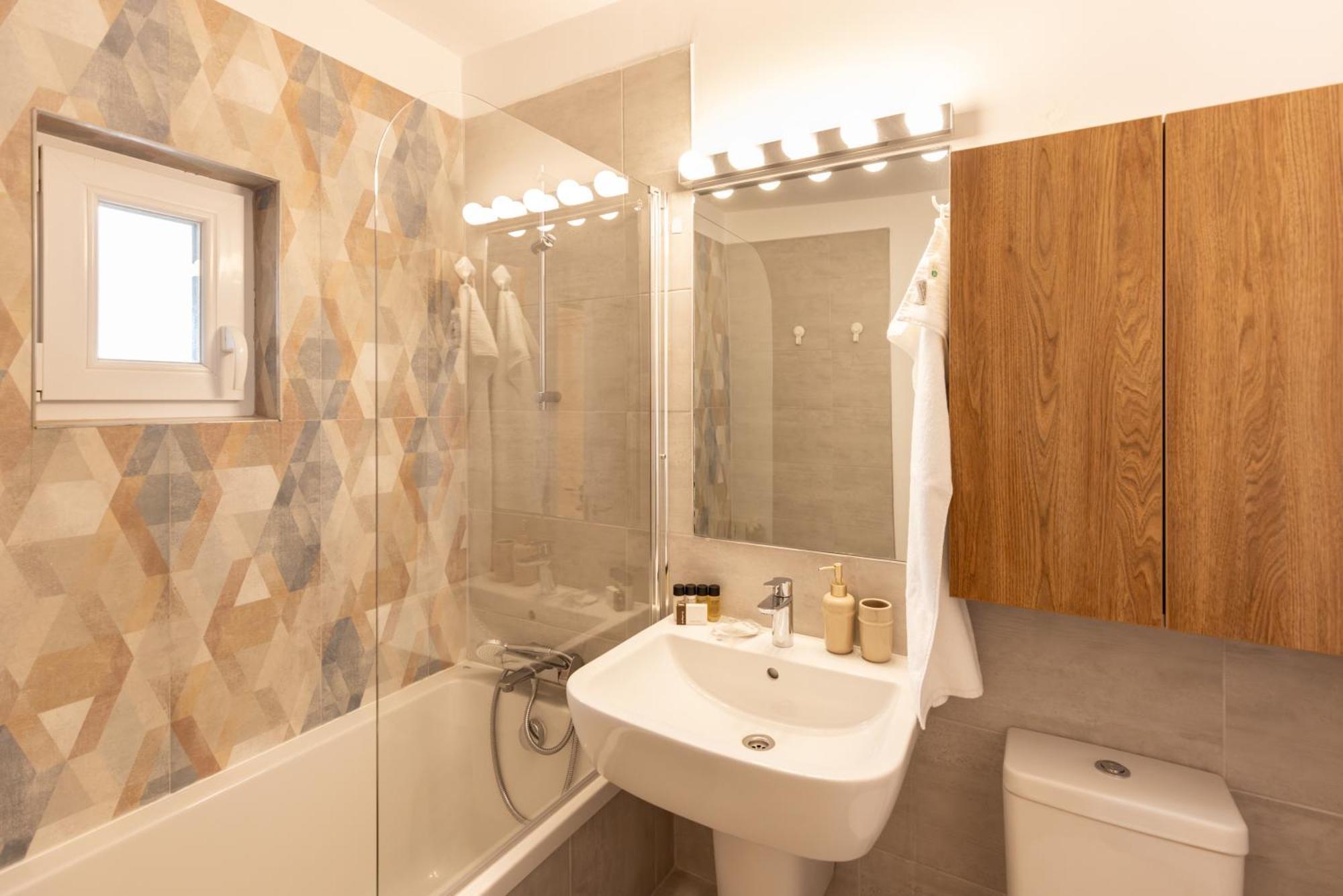 3br, 2 Bath - Ideal For Families Groups Bucureşti